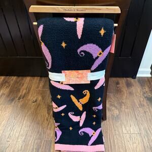 NEW | Chelsea & Theodore | Oversized Halloween Witches Hat Throw Blanket